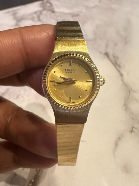 Vintage Pulsar Womens Watch Gold Tone Small Dial 15MM New Battery 5.75 Inch main image 12